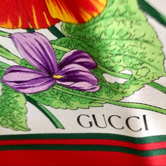 Gucci Accessories - GUCCI silk foulard VIOLE FLORAL 34” x 34”